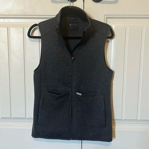 Figs heathered dark charcoal on shift sweater knit vest.  VGUC. Small.